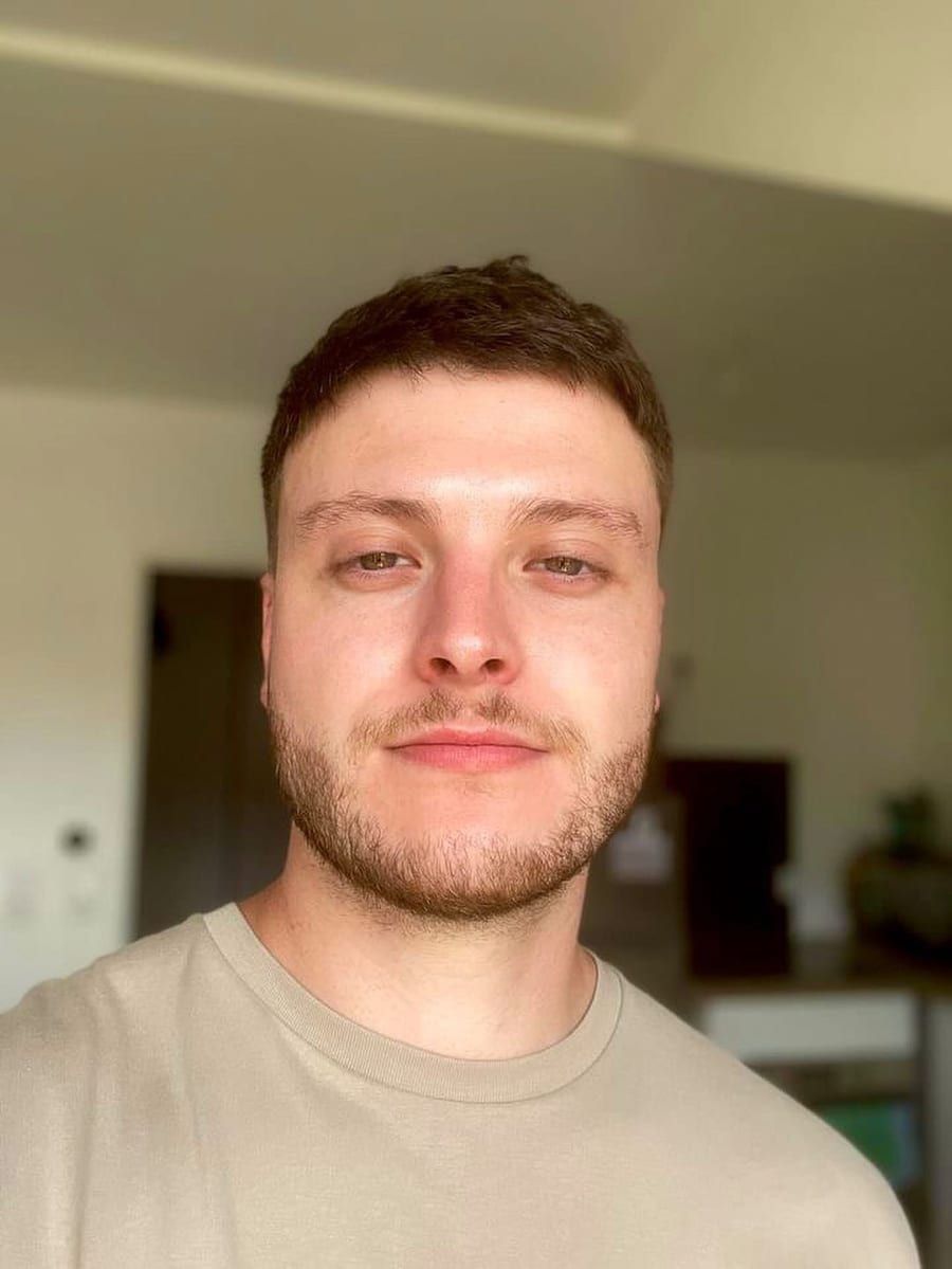 Profil de Dama