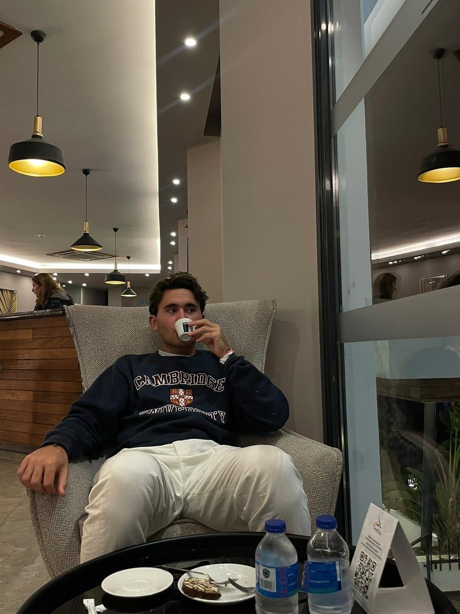 Profil de Anzo